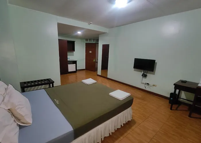 Hotel Oftana Near Oakridge *